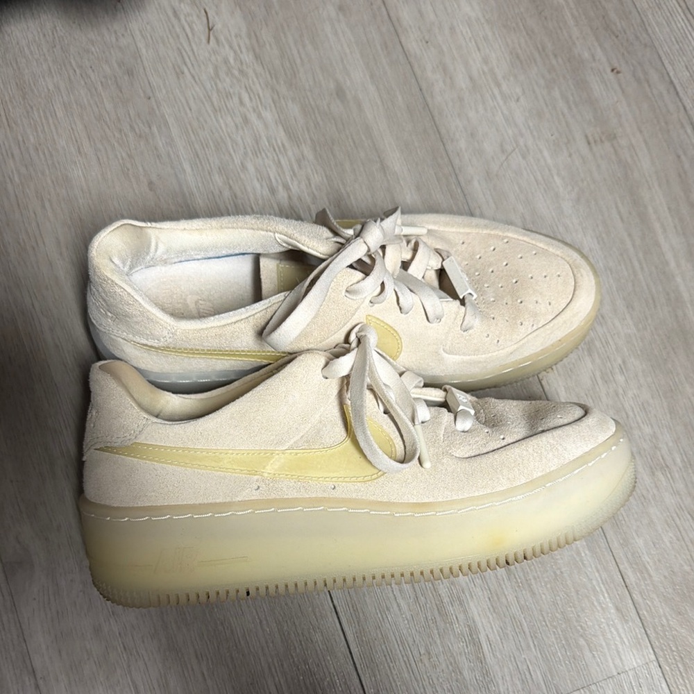 Cream Suede Low-Top Nike AF1 Sneakers glow in the dark sole